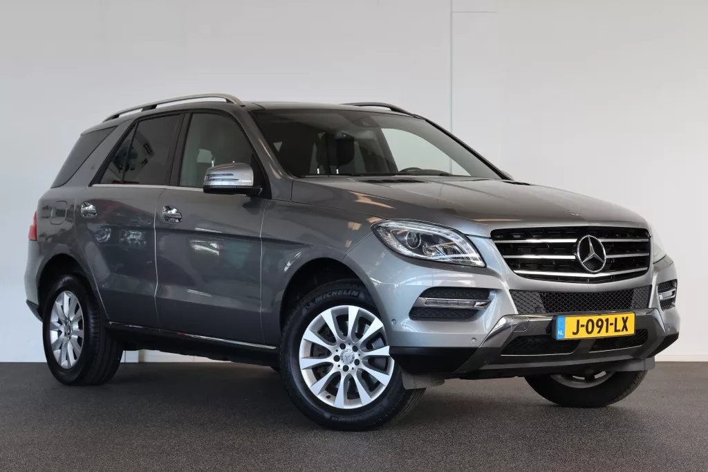 Mercedes-Benz M-Klasse 400